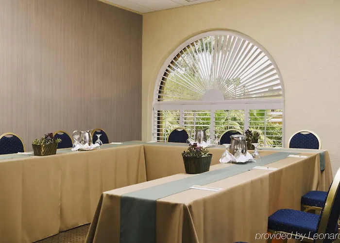 Doubletree By Hilton Tucson-reid Park Tucson