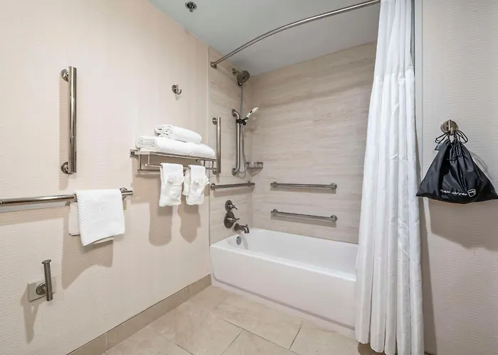 Doubletree By Hilton Tucson-reid Park 3*