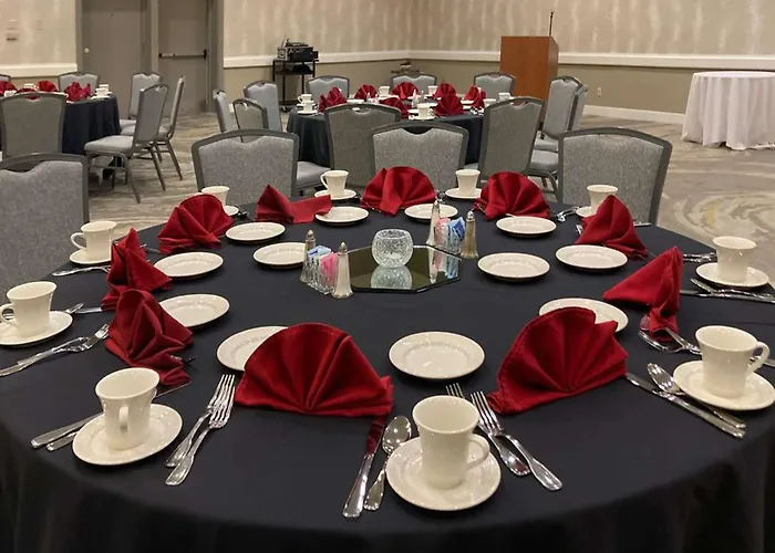 Doubletree By Hilton Tucson-reid Park Hotel