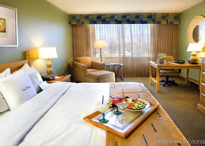 Hotel Doubletree By Hilton Tucson-reid Park 3*