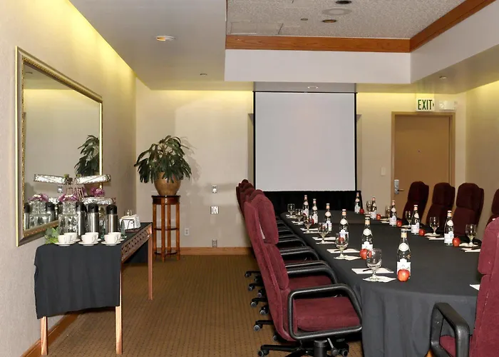Doubletree By Hilton Tucson-reid Park 3*