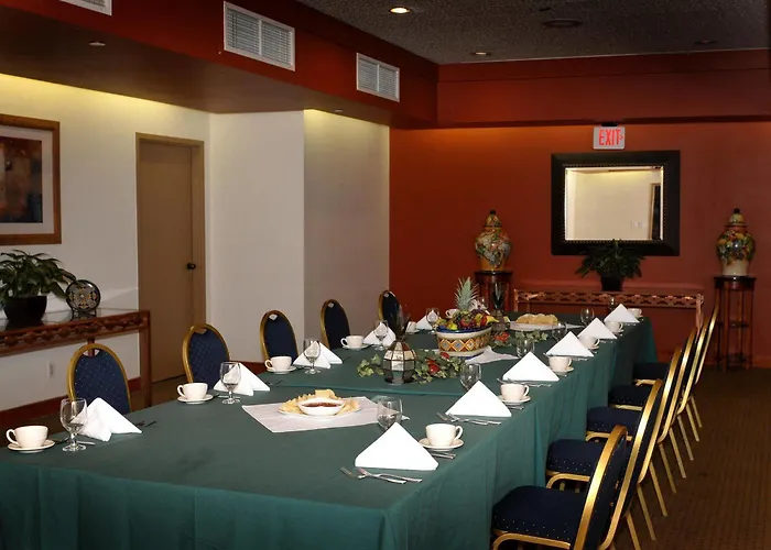 Doubletree By Hilton Tucson-reid Park 3* Tucson