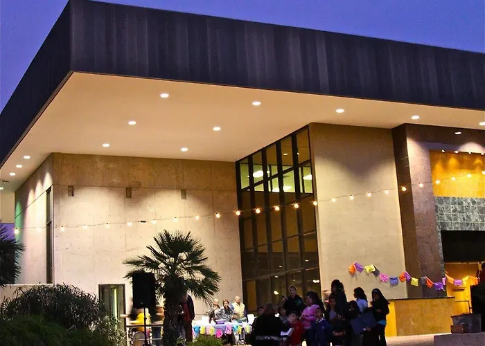 Doubletree By Hilton Tucson-reid Park Hotel